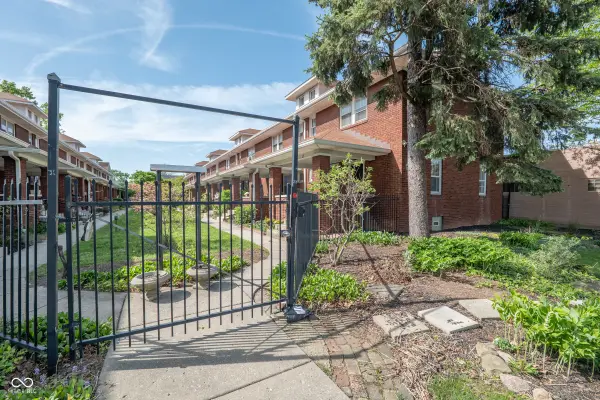 5613 E Washington ST #Unit 2, Indianapolis, IN 46219