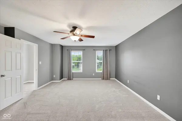 16704 Earl Park CT, Westfield, IN 46074