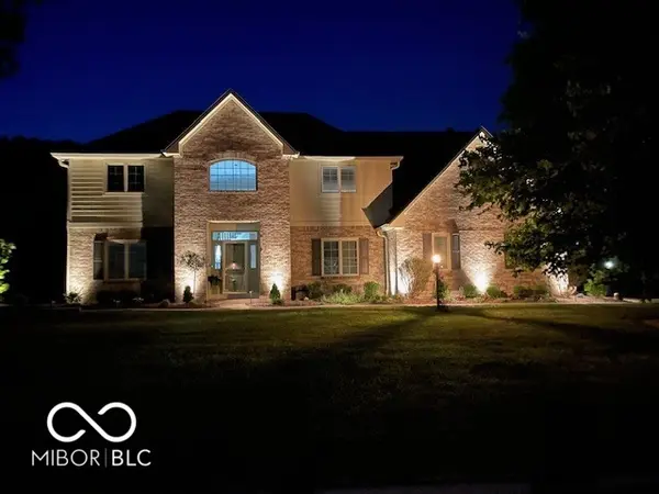 129 E Laredo WAY N, Carmel, IN 46032