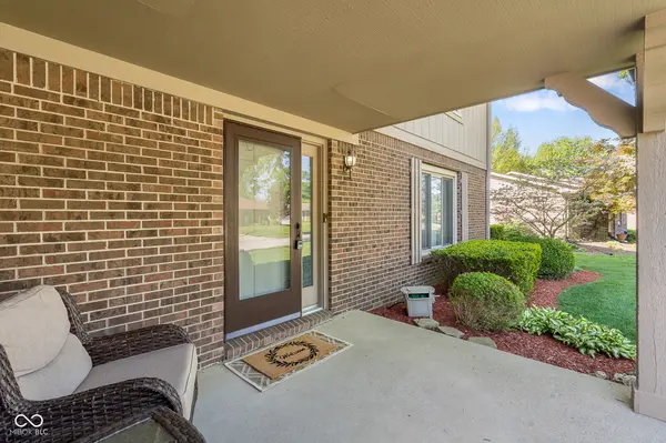 1733 Sycamore DR, Plainfield, IN 46168
