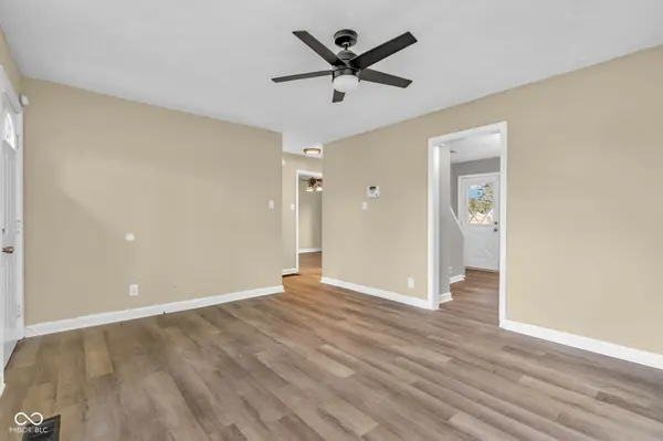 246 N 6th AVE, Beech Grove, IN 46107