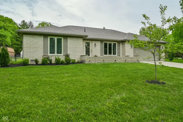 625 Valley Way RD, Greenwood, IN 46142