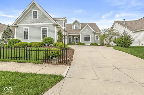 764 Hanover Close, Zionsville, IN 46077