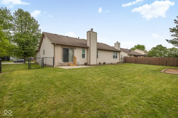 818 Center ST, Greenfield, IN 46140