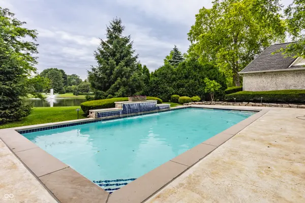 1089 Laurelwood, Carmel, IN 46032