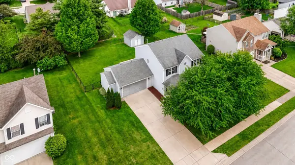 11 Daniel CIR, Brownsburg, IN 46112