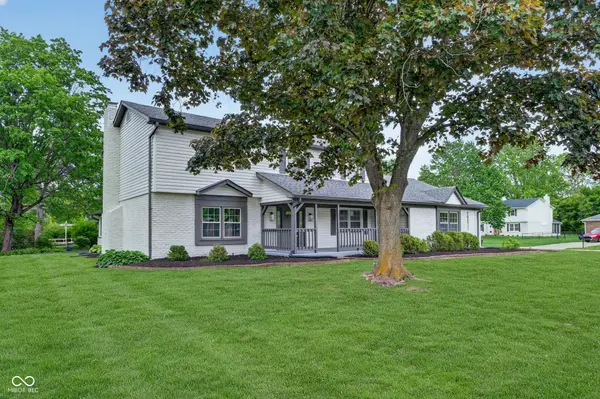10511 E Lakeshore DR, Carmel, IN 46033