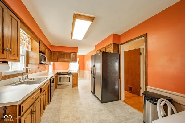 224 Edgewood DR, Anderson, IN 46011