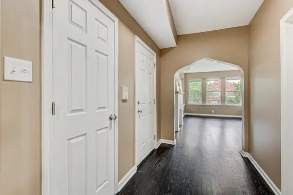6723 S Chappel AVE #3, Chicago, IL 60649