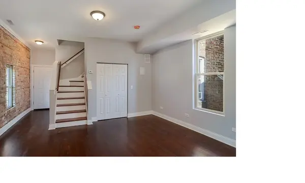 3143 W WARREN BLVD, Chicago, IL 60612