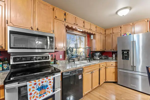 1045 Grove ST, Cumberland, WI 54829