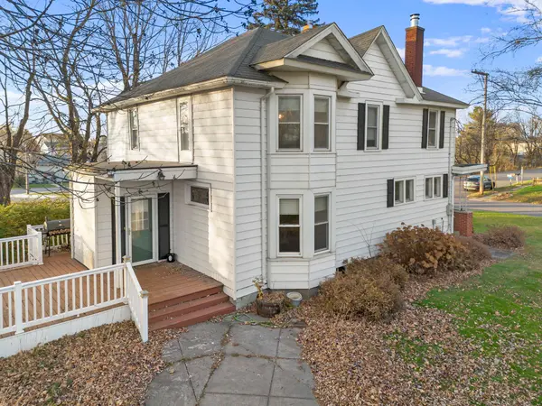 1045 Grove ST, Cumberland, WI 54829