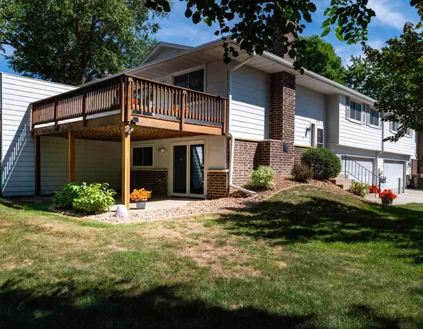 10520 Decatur AVE S, Bloomington, MN 55438
