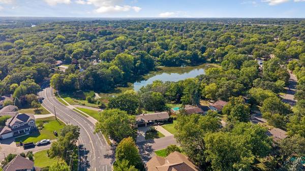 4501 Terracewood DR, Bloomington, MN 55437