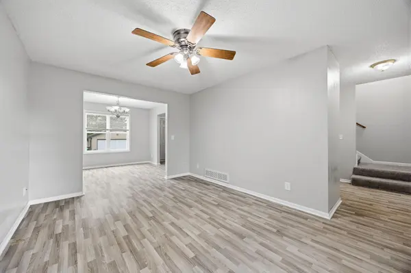 1002 Matilda ST, Saint Paul, MN 55117