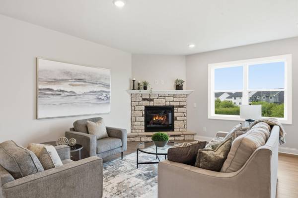 1727 Spruce ST, Farmington, MN 55024