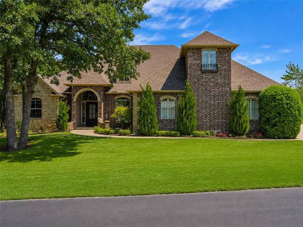 674 Stone BRG, Edmond, OK 73034