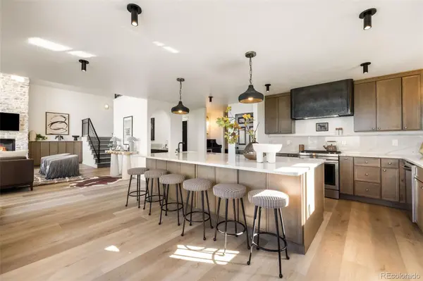 10333 Georgia CIR, Morrison, CO 80465