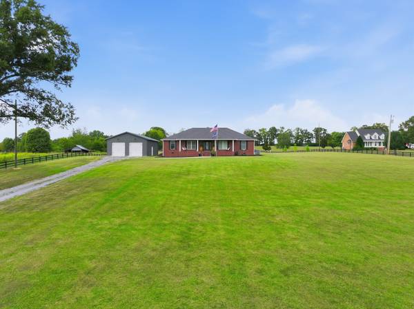 331 Normandy Rd, Wartrace, TN 37183