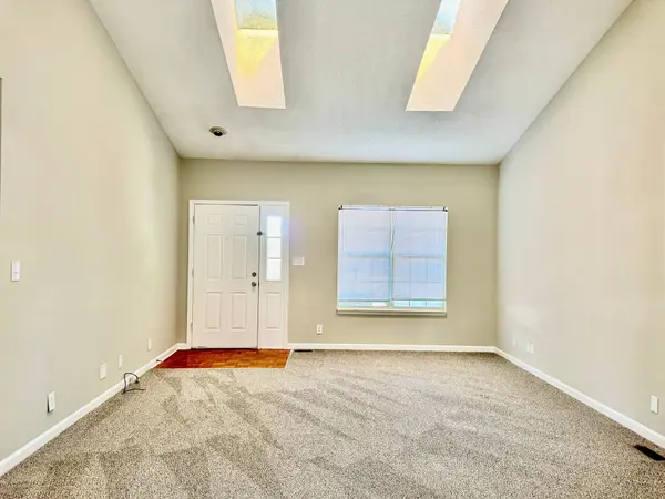 69 Grassmire, Clarksville, TN 37042