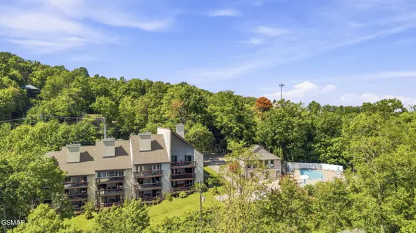 1155 Upper Alpine Way #UNIT 204, Gatlinburg, TN 37738