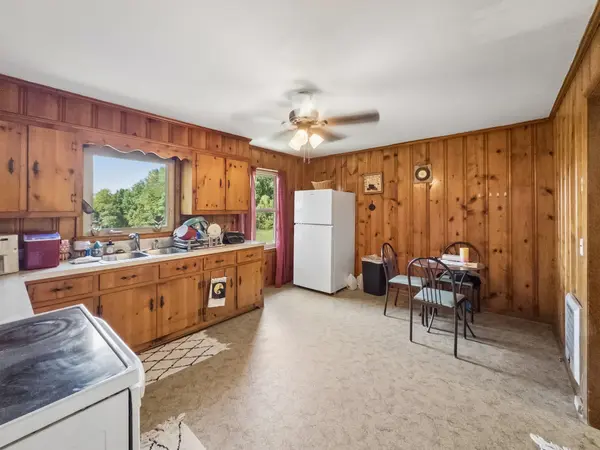 394 Pike Hill Rd, Mcminnville, TN 37110