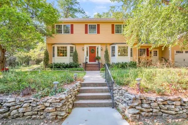 8829 W Dutch Ave, Hesston, KS 67062