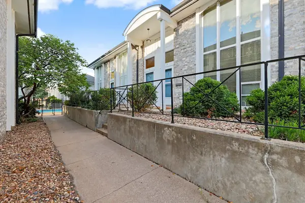 725 N Stackman Dr. #3, Wichita, KS 67203