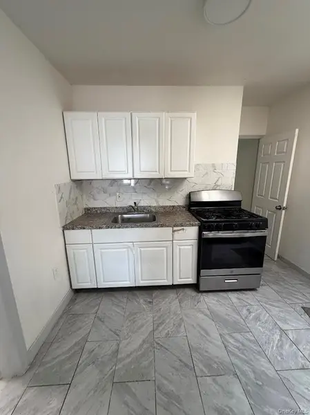 21519 Jamaica Jamaica, Queens Village North, NY 11428