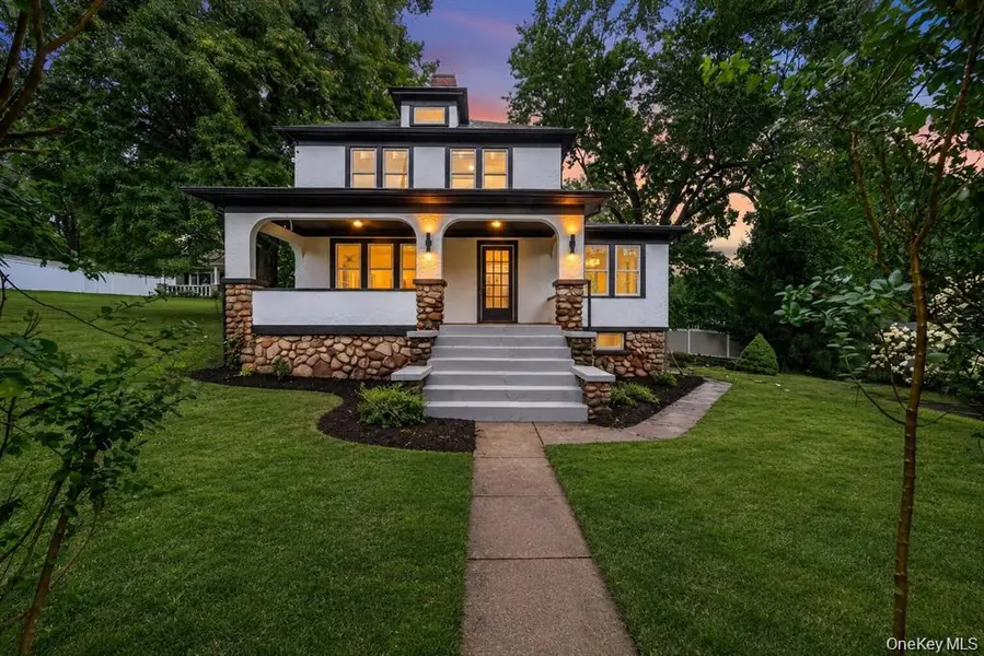 16 Maple AVE, West Nyack, NY 10994