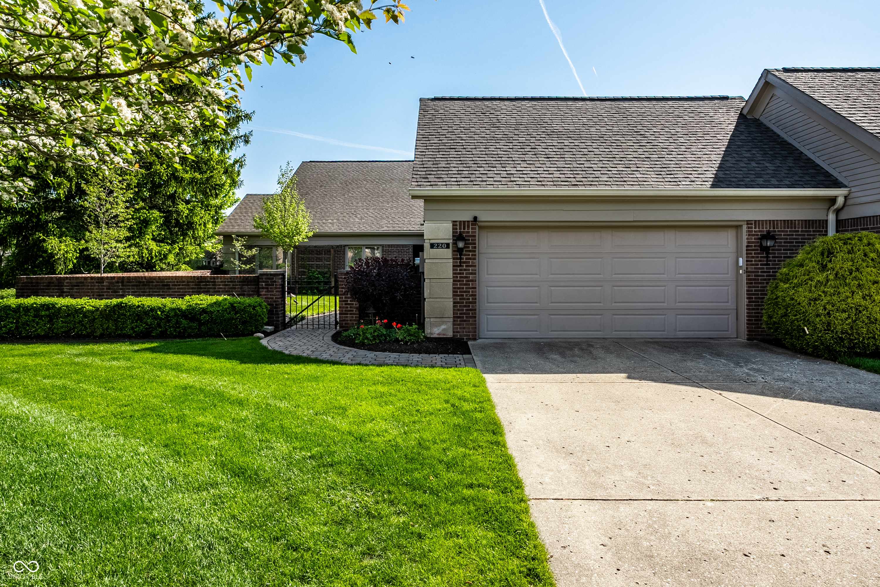 220 Olde Mill CV, Indianapolis, IN 46260