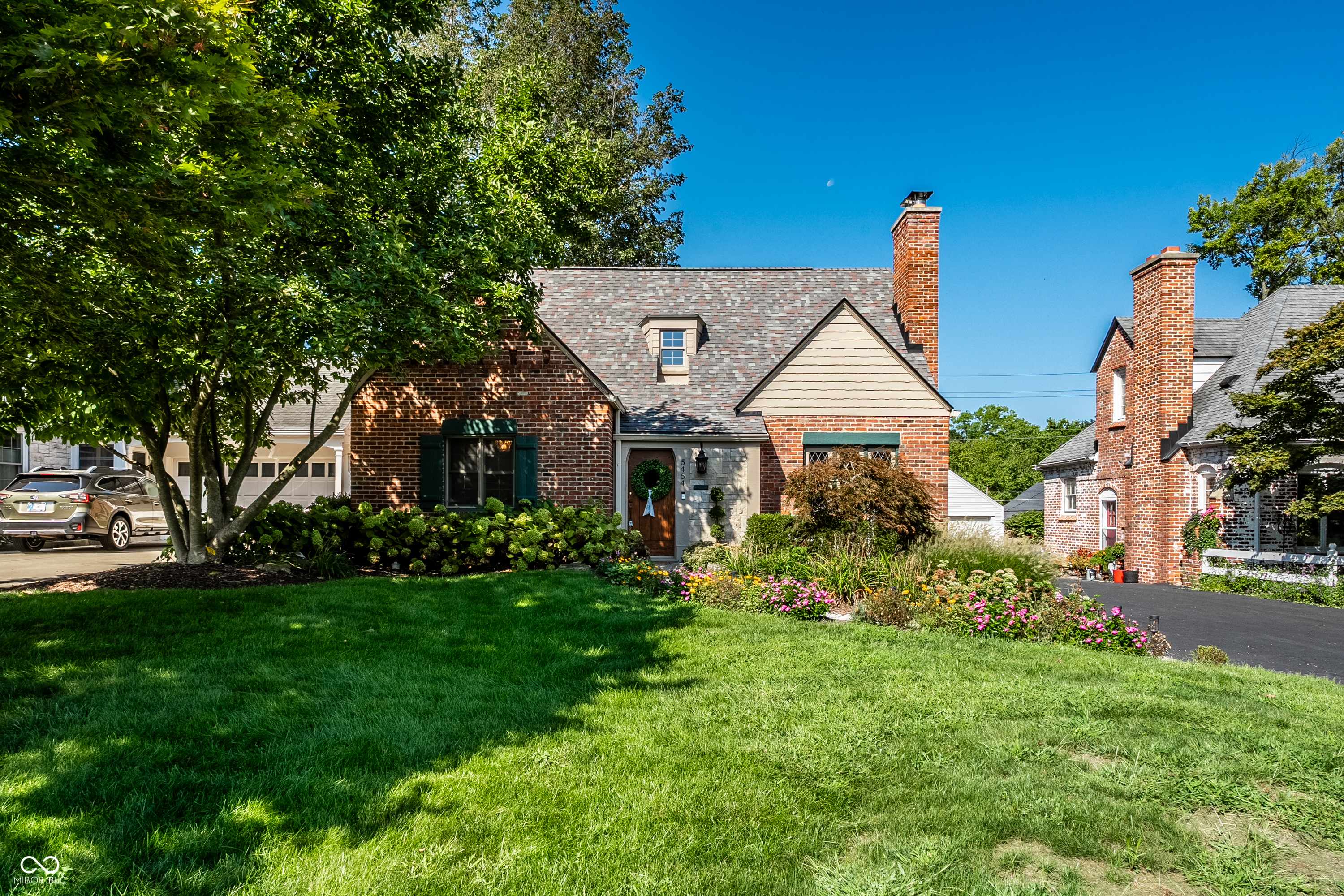 5454 N Illinois ST, Indianapolis, IN 46208