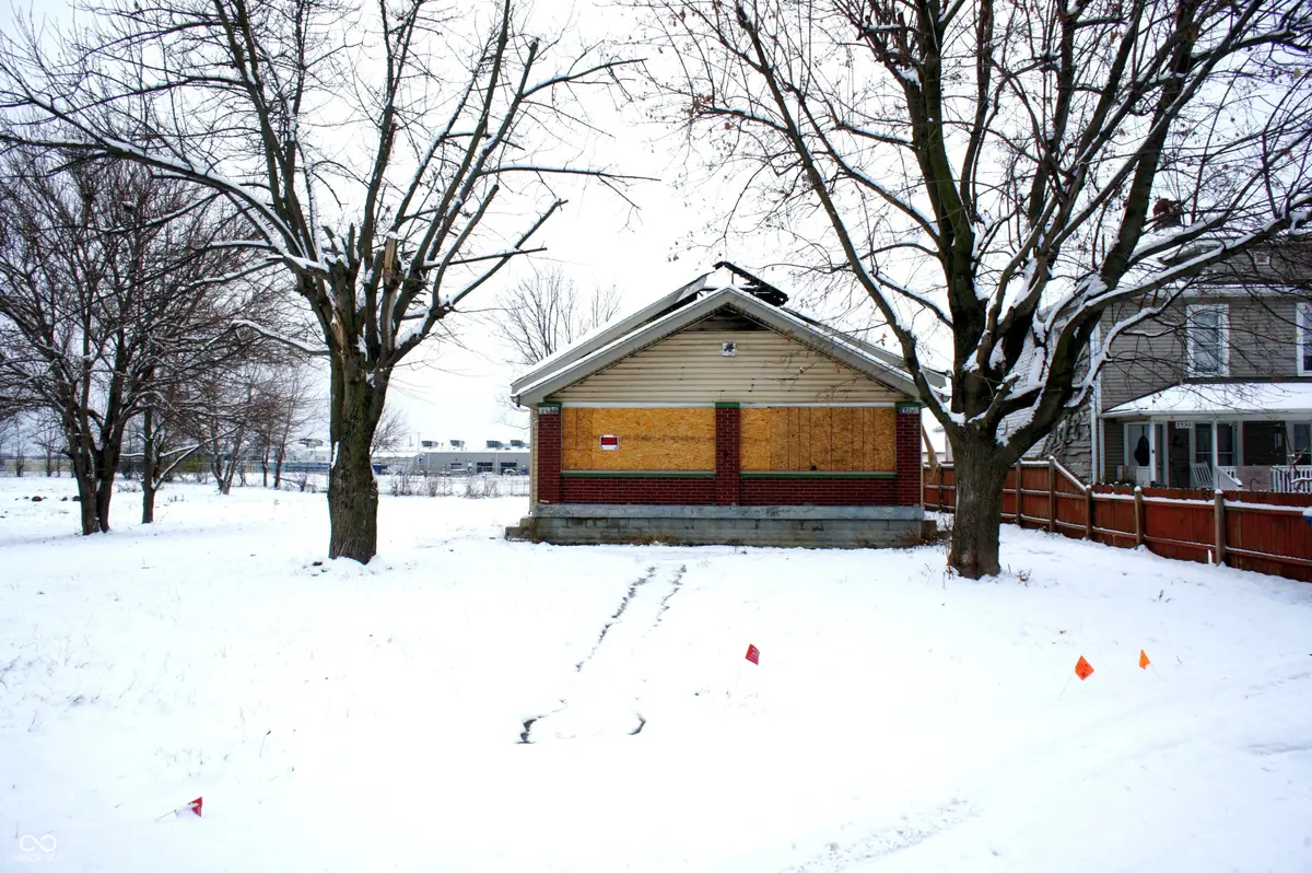 2544 Maywood RD, Indianapolis, IN 46241
