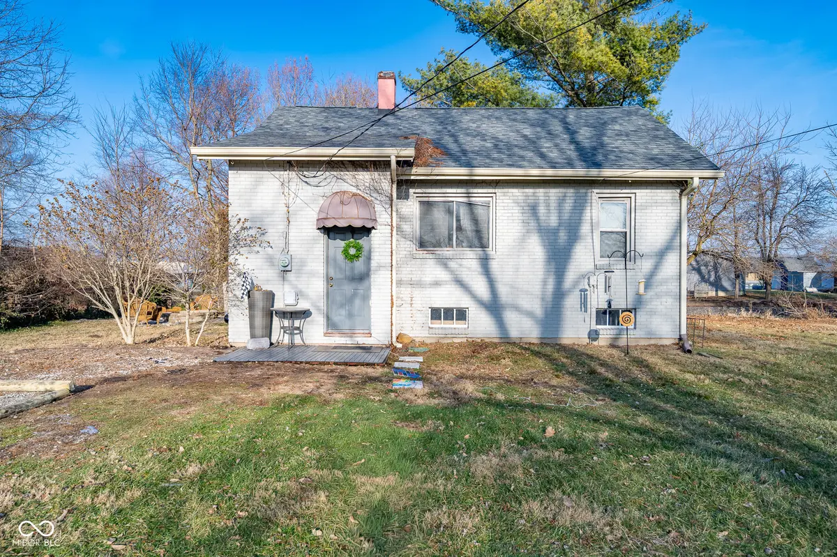 11845 Railroad ST, Indianapolis, IN 46236