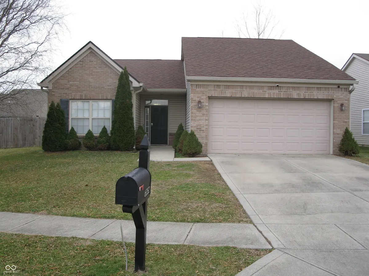 6352 Emerald Springs DR, Indianapolis, IN 46221