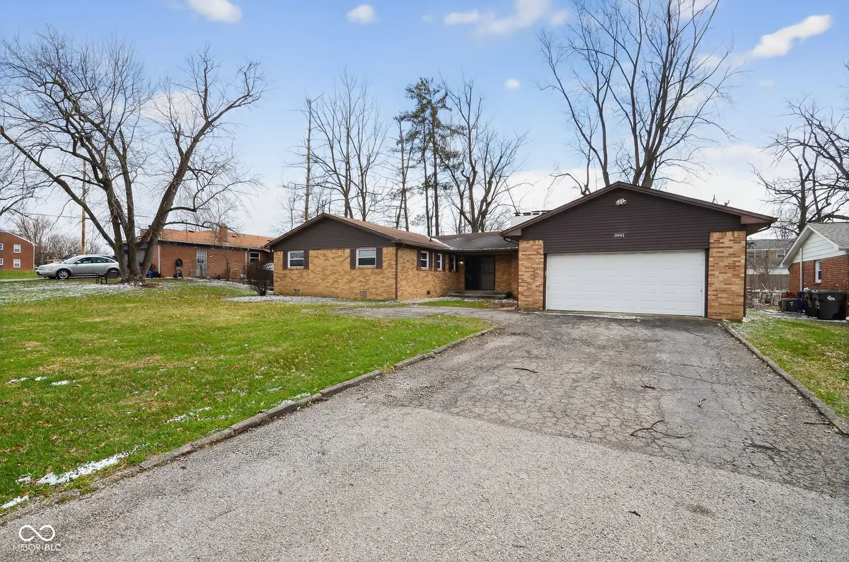 5941 Winston DR, Indianapolis, IN 46226