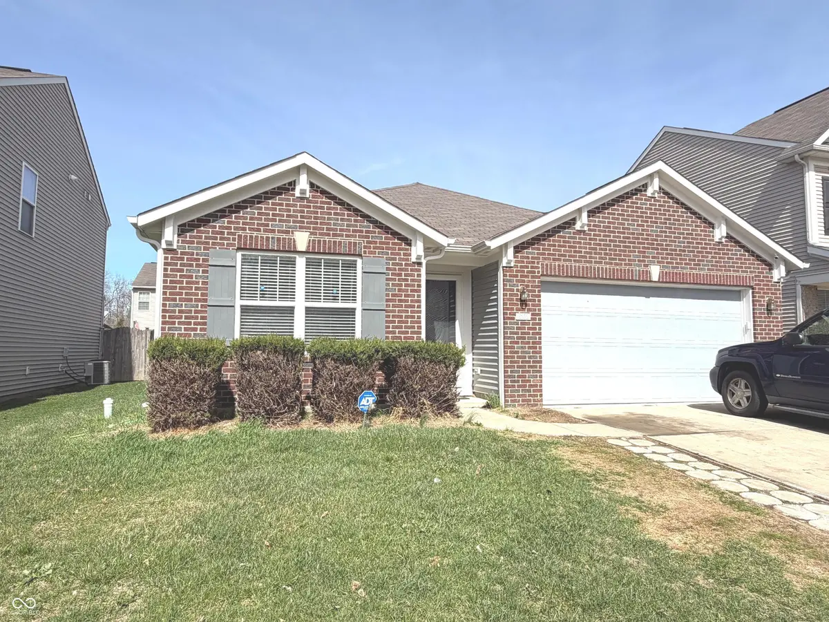 5202 Alpine Violet WAY, Indianapolis, IN 46254