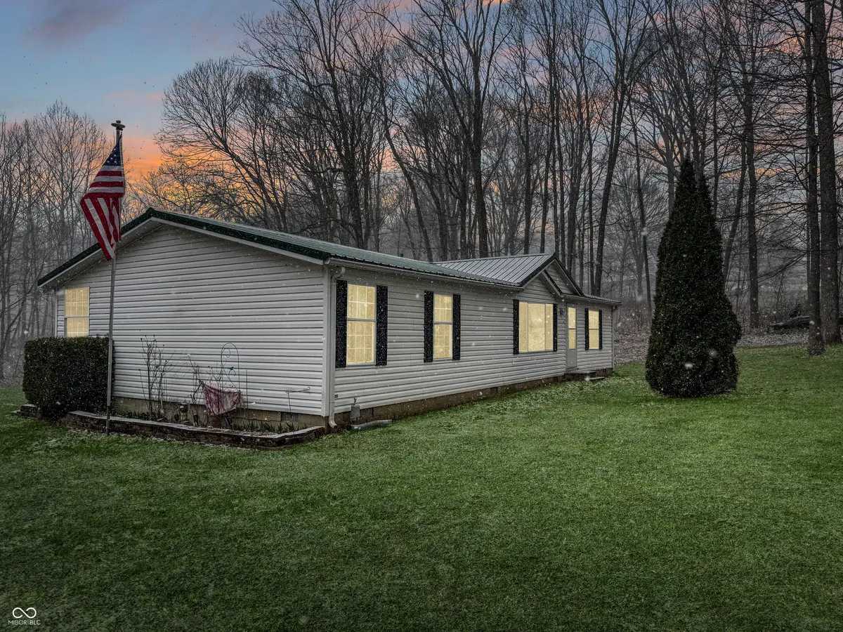 119 Sugar Run RD, Bedford, IN 47421