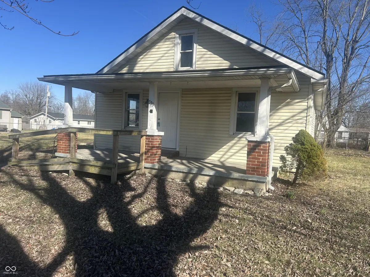 333 S 1st ST, Austin, IN 47102