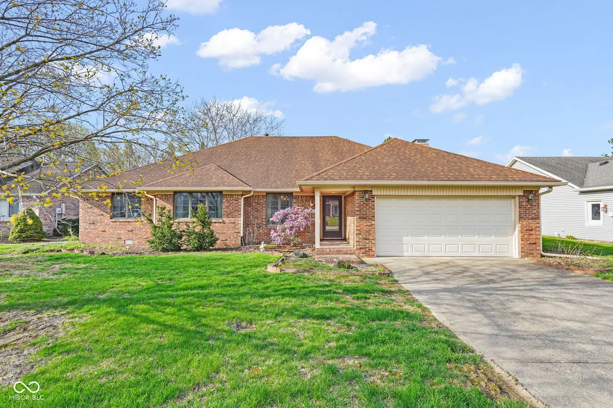 5697 Ridge Hill WAY, Avon, IN 46123
