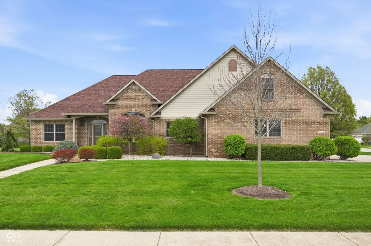 1103 Raintree DR, Greenfield, IN 46140