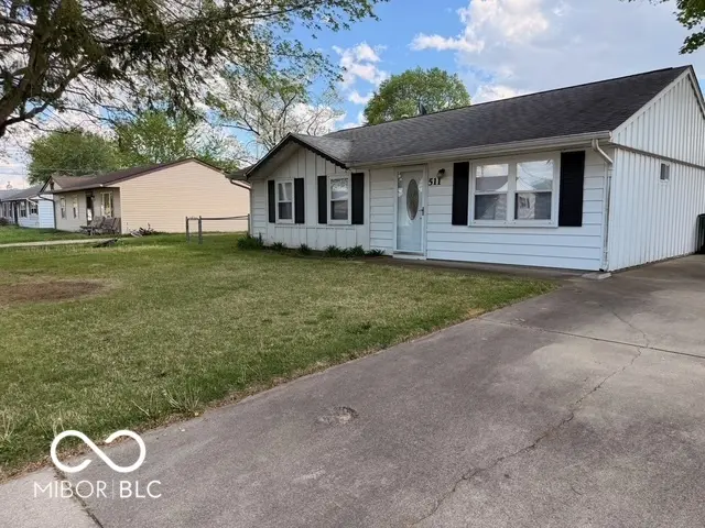 511 Fulford DR, Edinburgh, IN 46124