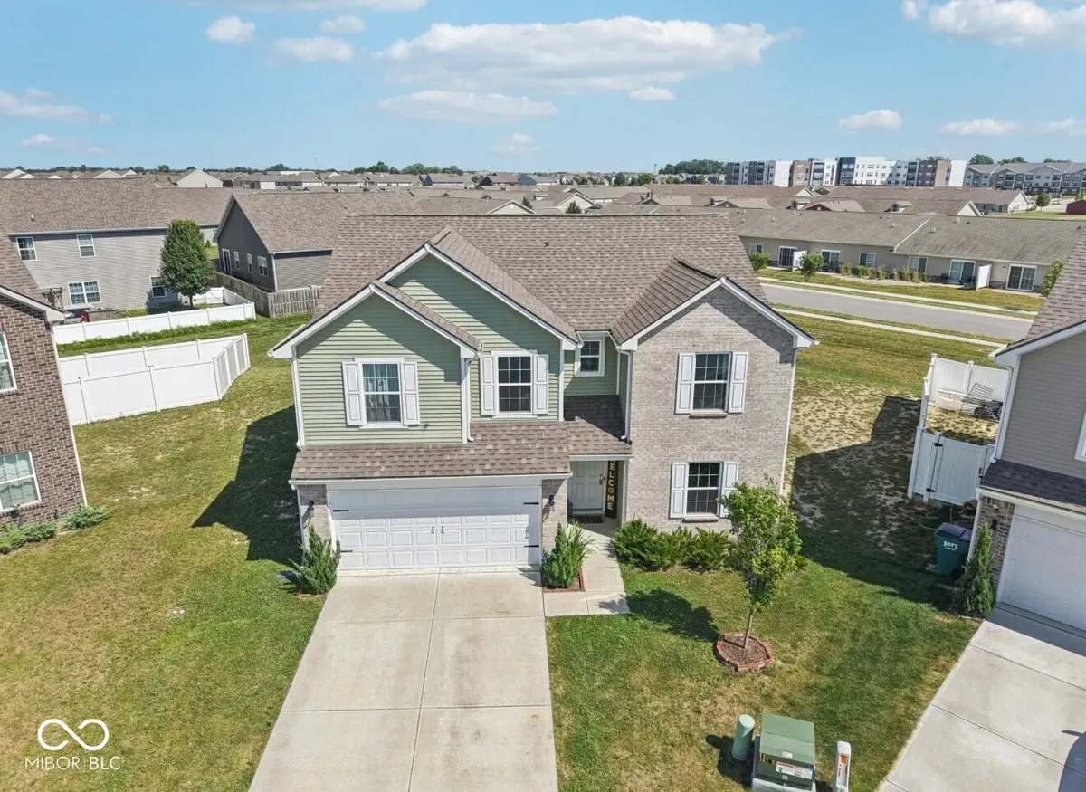 5845 Cresswell LN, Whitestown, IN 46075