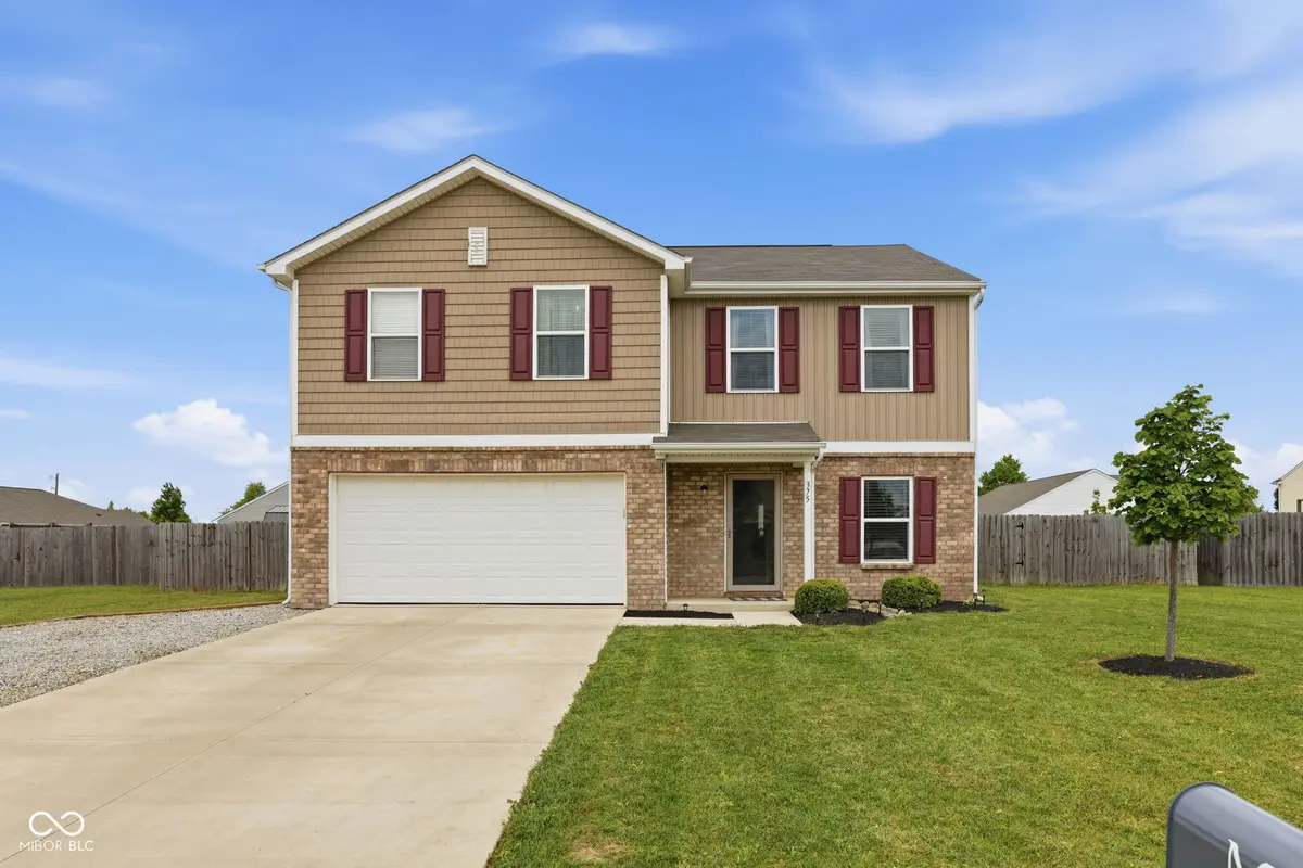 375 Michael DR, Atlanta, IN 46031