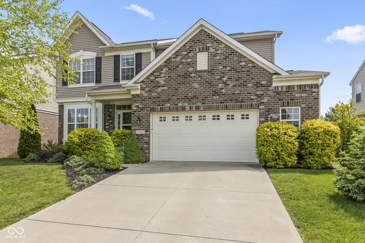 13999 Northcoat PL, Fishers, IN 46038
