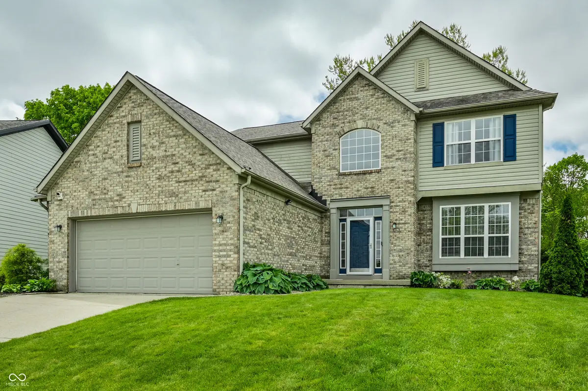 8145 Walden Glen CT, Indianapolis, IN 46278