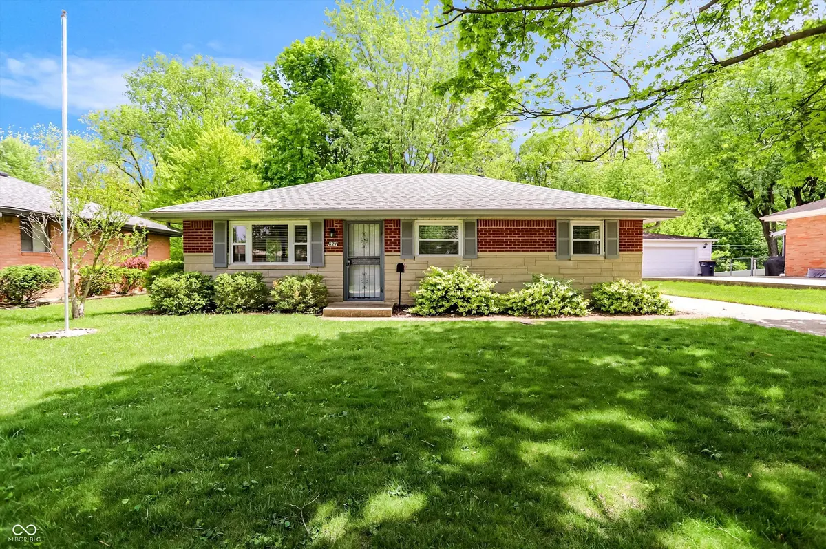621 S 4th AVE, Beech Grove, IN 46107