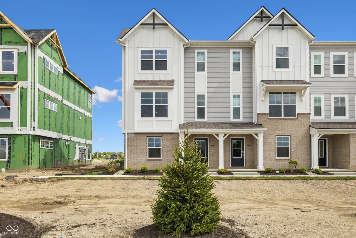 11212 Greenfield AVE, Noblesville, IN 46060