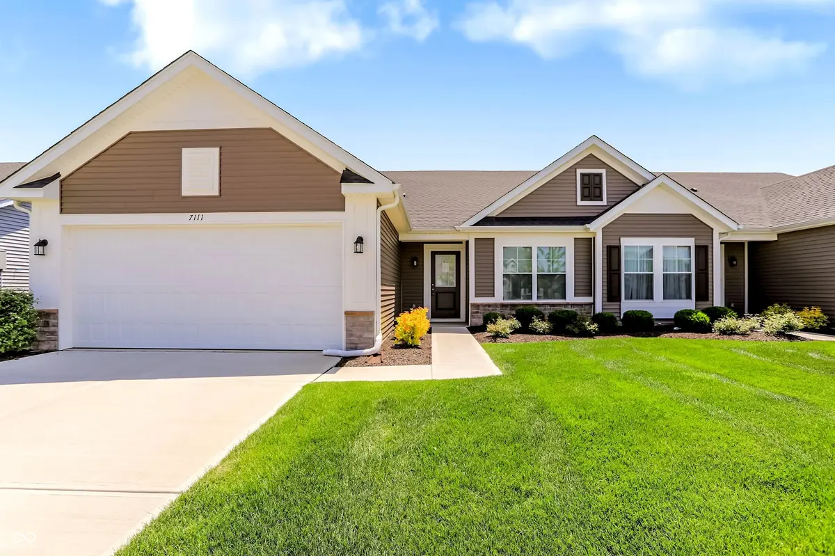 7111 Lillian PL, Cumberland, IN 46229