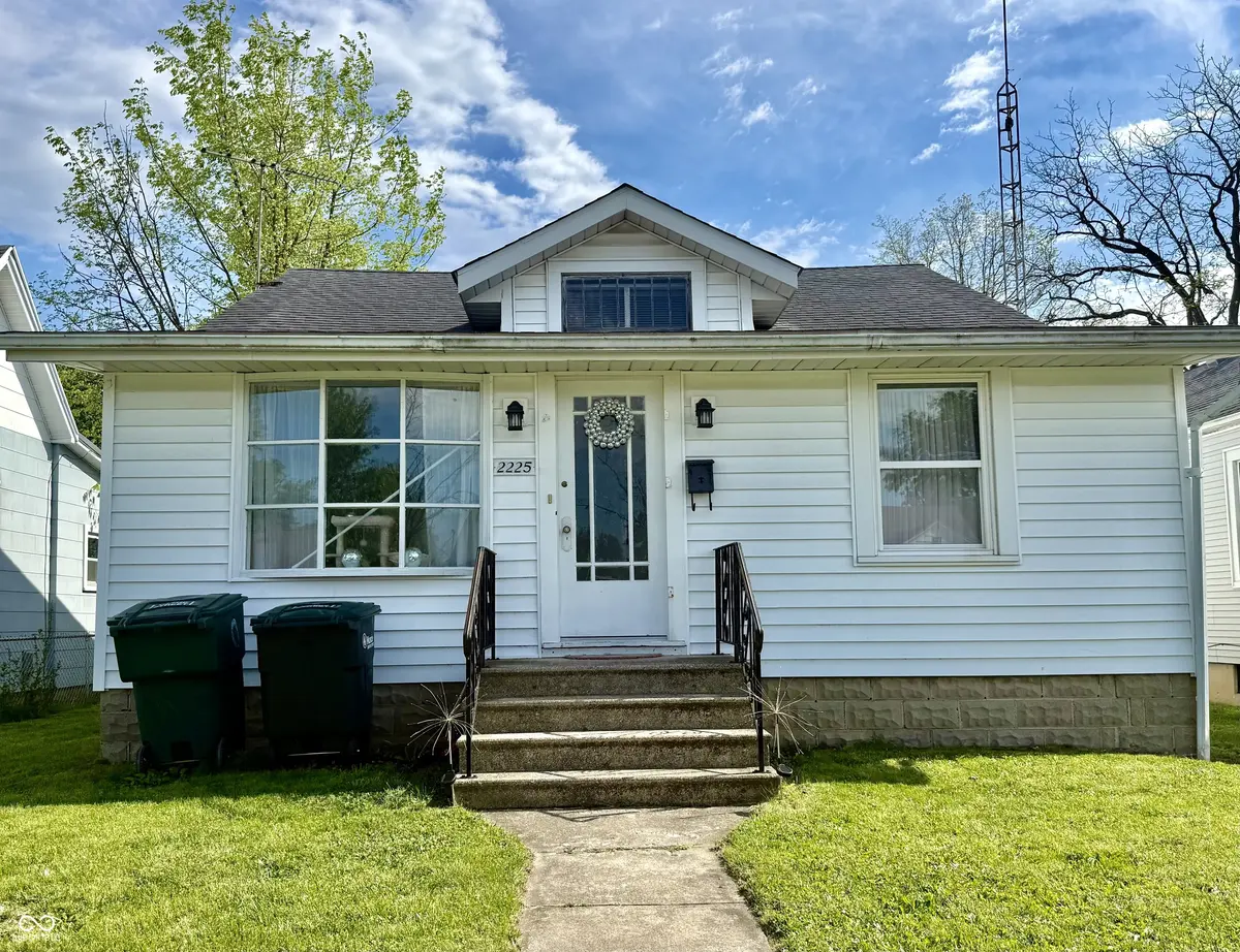 2225 W 7th ST, Muncie, IN 47302